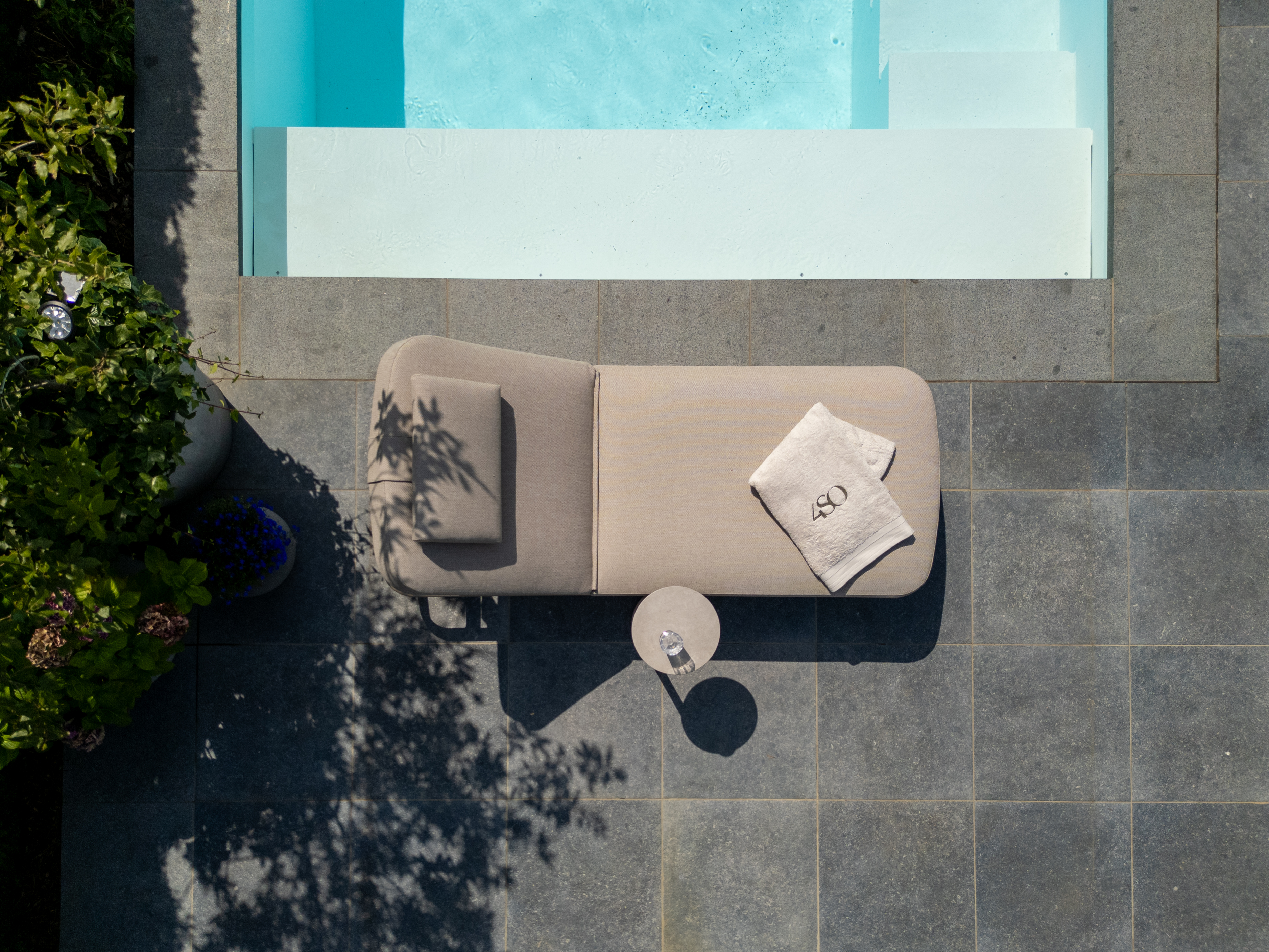 Taste Milano Sunbed W/cushion - Latte